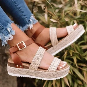 SANDALIAS MODELO MAMBO